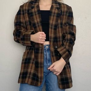 Vintage White Stag Plaid Brown, Tan, and Black Blazer with Pockets